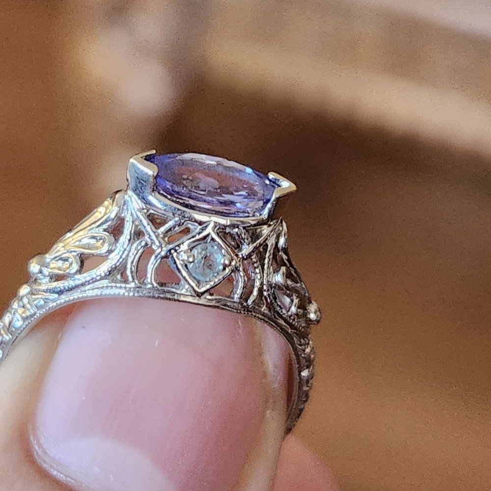 10k Gold Ring With Tanzinate